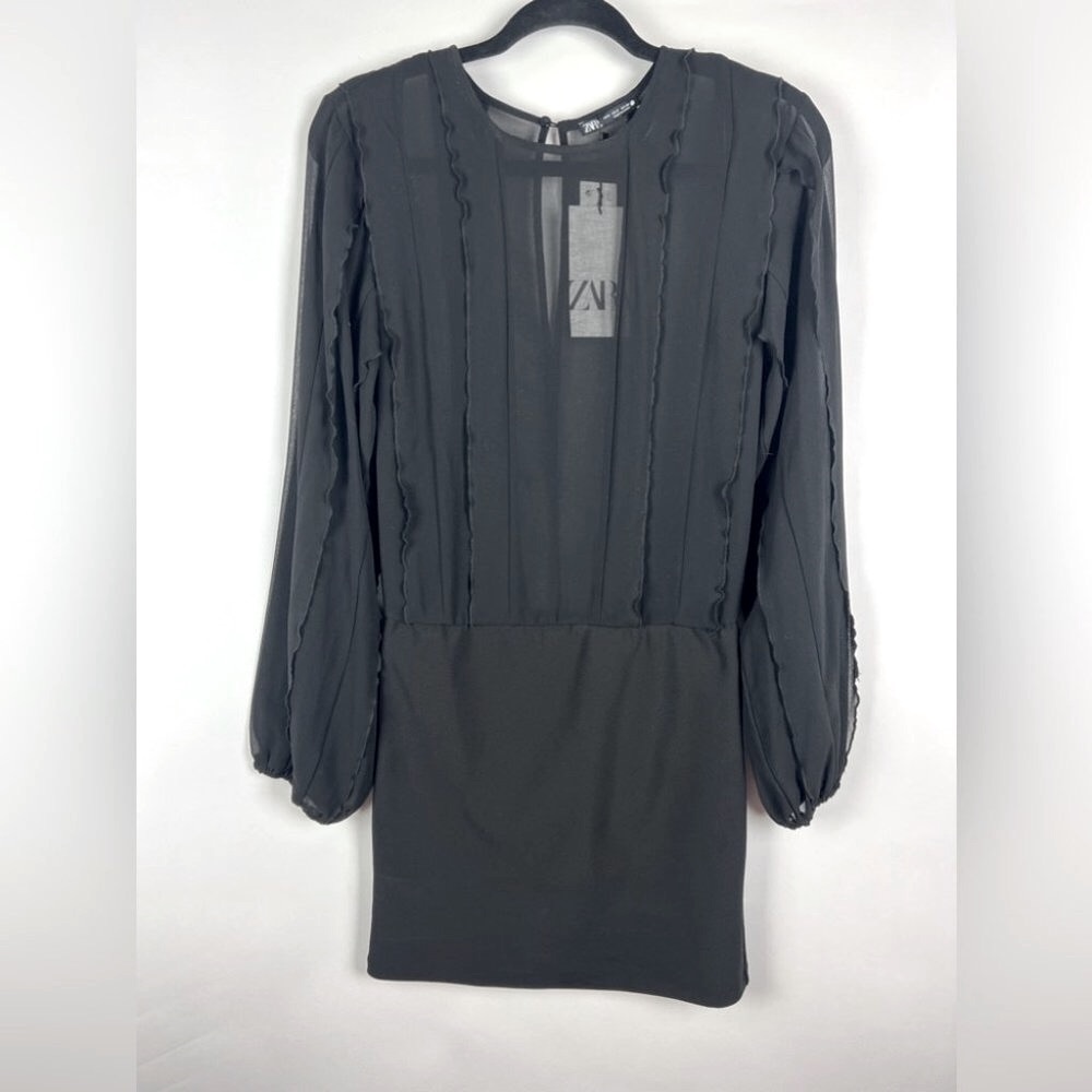 NWT - Zara, Ladies’ Short Ruffled Dress In Black. Size: S.